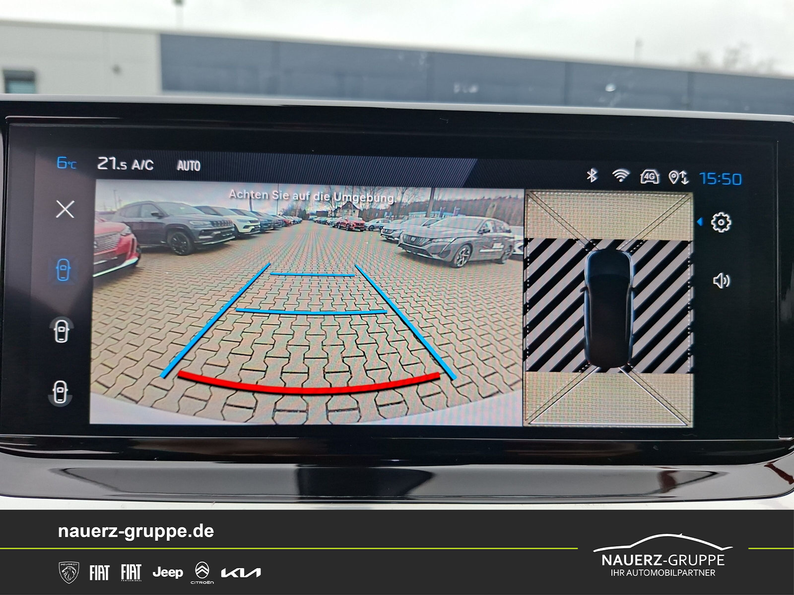 Fahrzeugabbildung Peugeot 2008 Hybrid 136 Allure