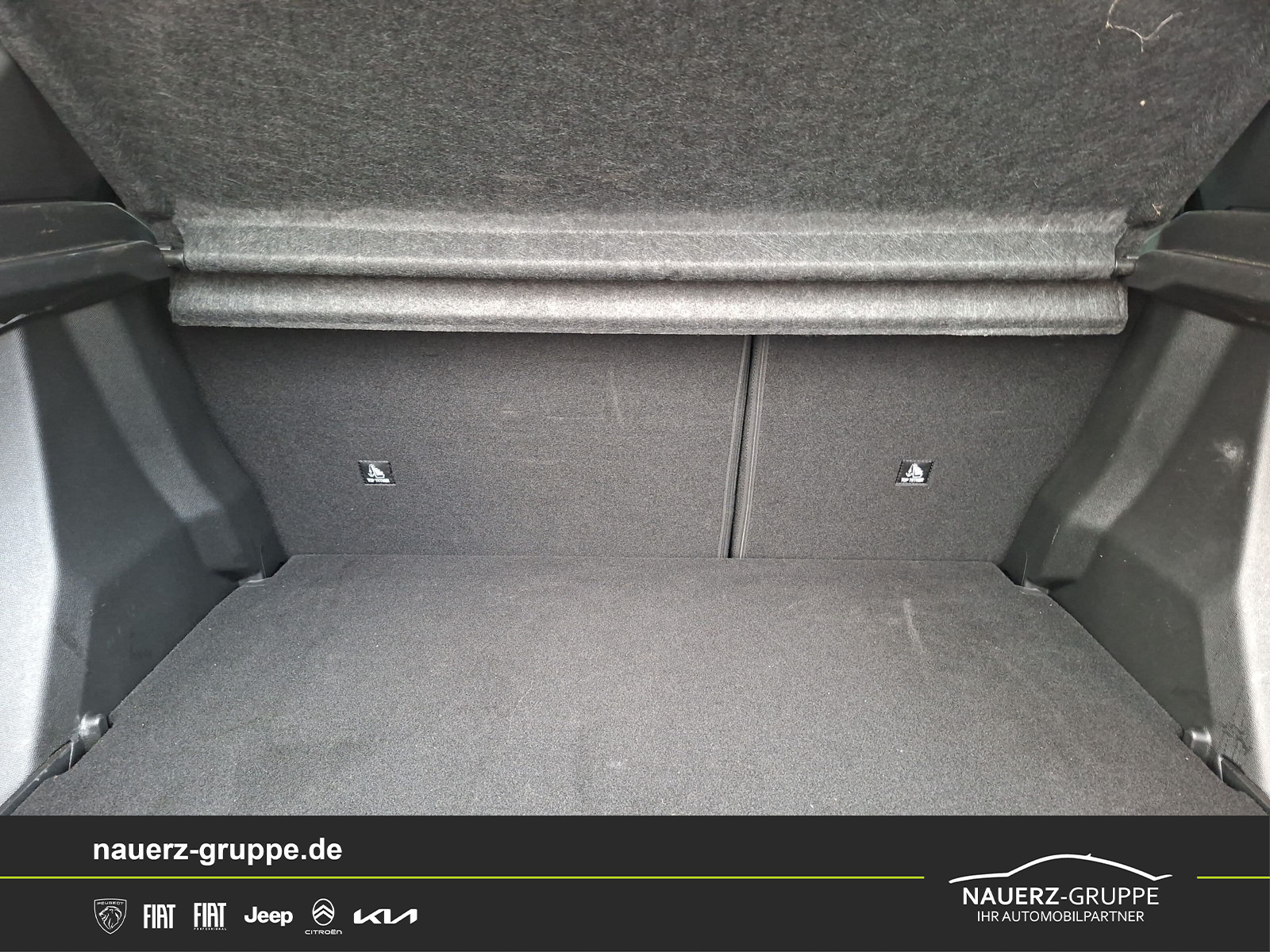 Fahrzeugabbildung Peugeot 2008 Hybrid 136 Allure