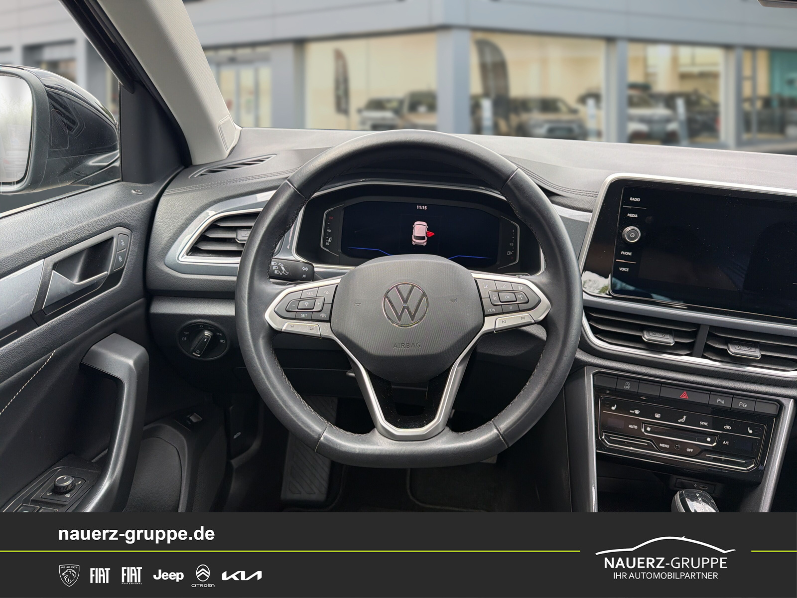 Fahrzeugabbildung Volkswagen T-Roc Style - mit KI generiert/bearbeitet