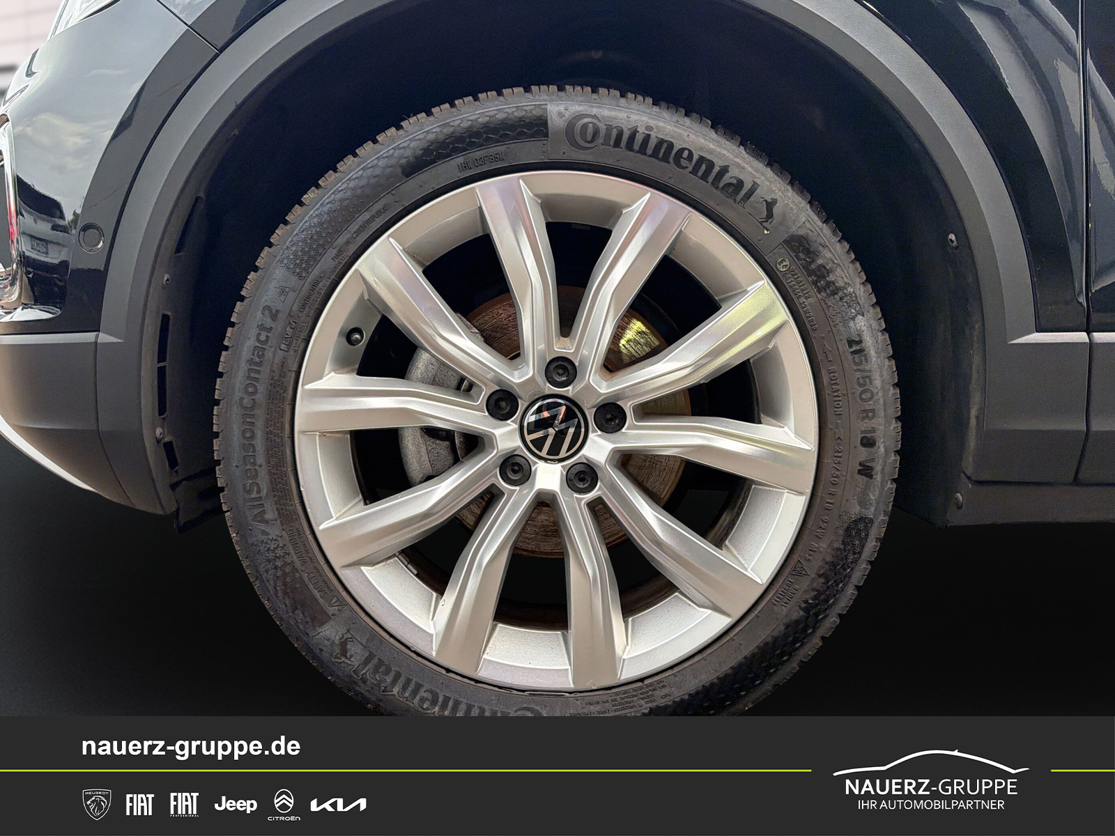 Fahrzeugabbildung Volkswagen T-Roc Style - mit KI generiert/bearbeitet