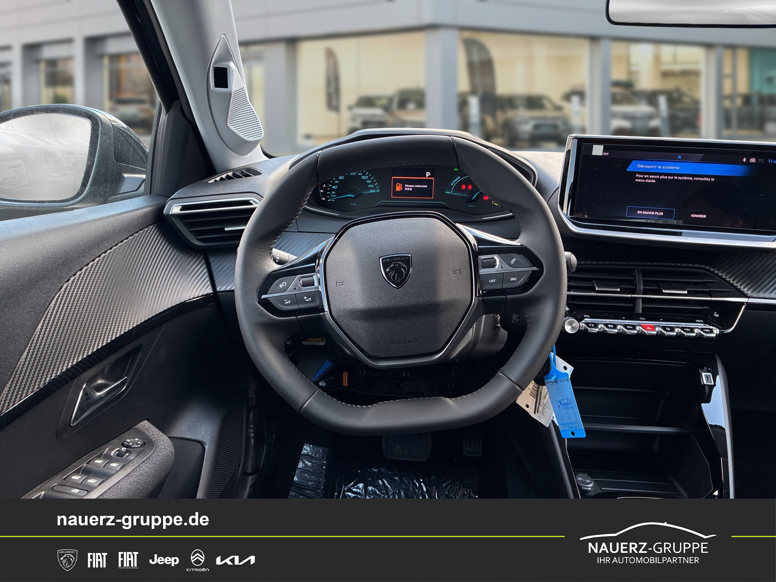 Fahrzeugabbildung Peugeot 208 Hybrid 110 Business - mit KI generiert/bearbeitet