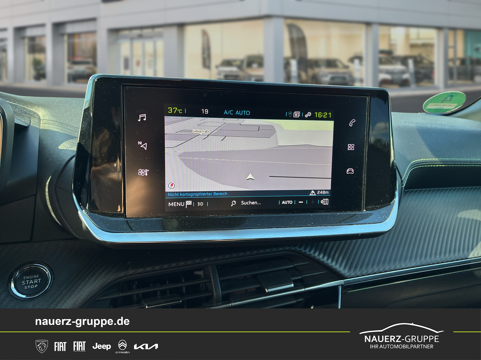 Fahrzeugabbildung Peugeot 2008 e- GT 136 - mit KI generiert/bearbeitet