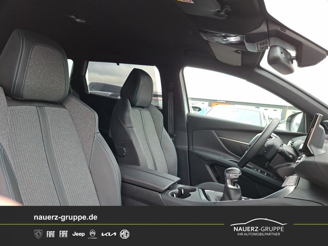 Fahrzeugabbildung Peugeot 5008 Allure Pack PureTech 130