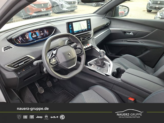 Fahrzeugabbildung Peugeot 5008 Allure Pack PureTech 130