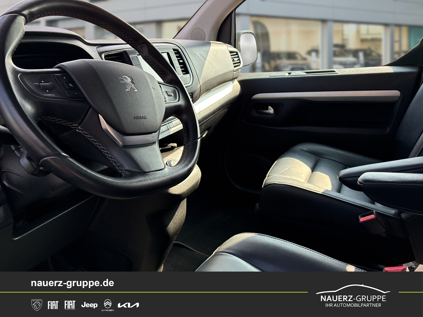 Fahrzeugabbildung Peugeot Traveller Business VIP L2 180 EAT8 - mit KI generiert/bearbeitet