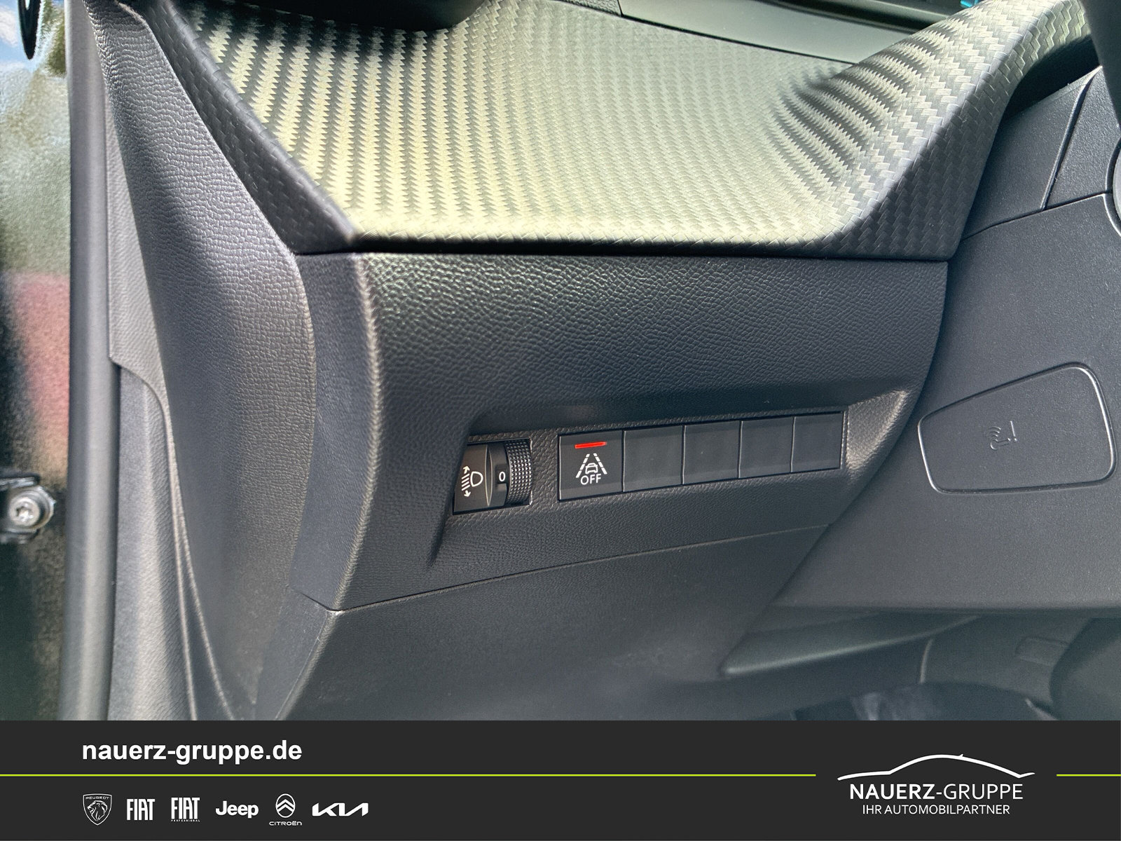 Fahrzeugabbildung Peugeot 208 e- Active Pack 136