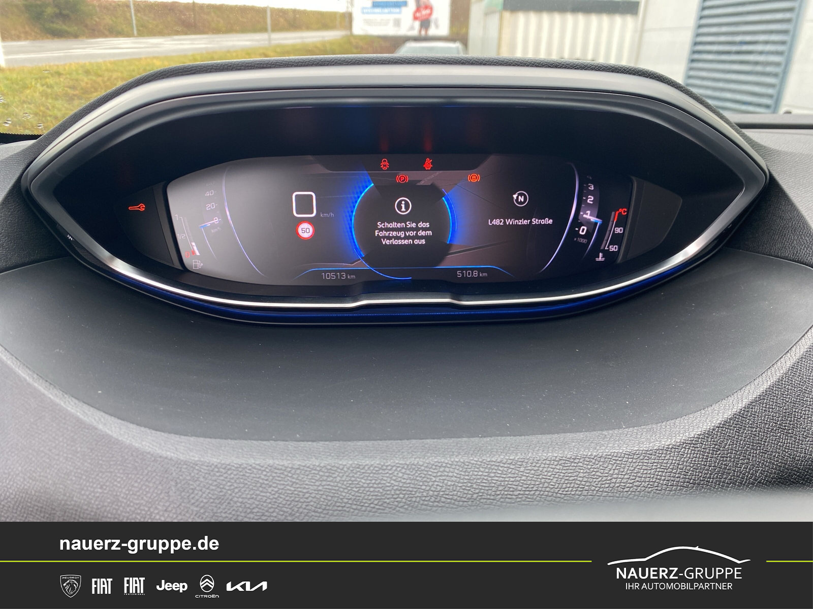 Fahrzeugabbildung Peugeot 3008 Allure Pack PureTech 130 Navi Keyless SHZ