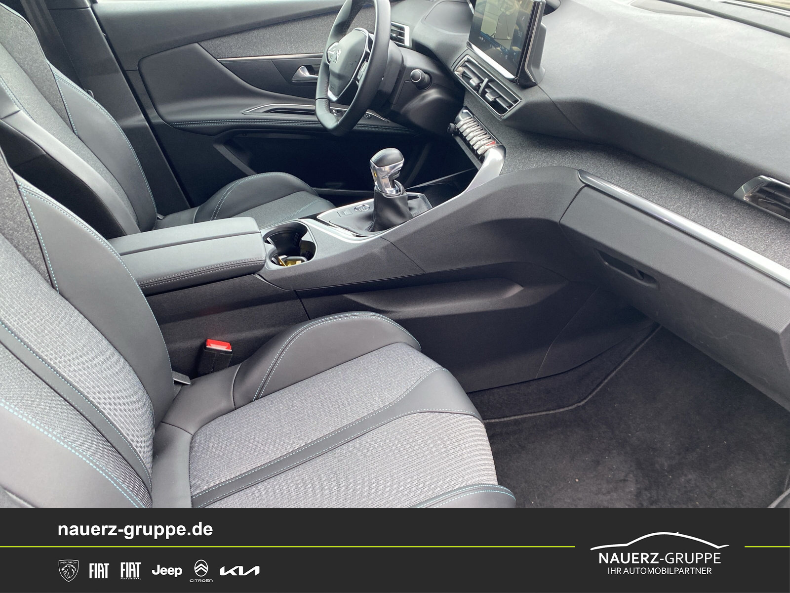 Fahrzeugabbildung Peugeot 3008 Allure Pack PureTech 130 Navi Keyless SHZ