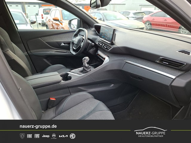 Fahrzeugabbildung Peugeot 3008 Allure Pack PureTech 130