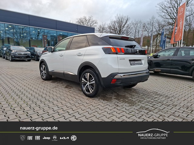 Fahrzeugabbildung Peugeot 3008 Allure Pack PureTech 130