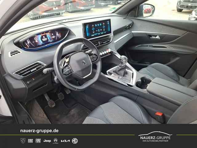 Fahrzeugabbildung Peugeot 3008 Allure Pack PureTech 130