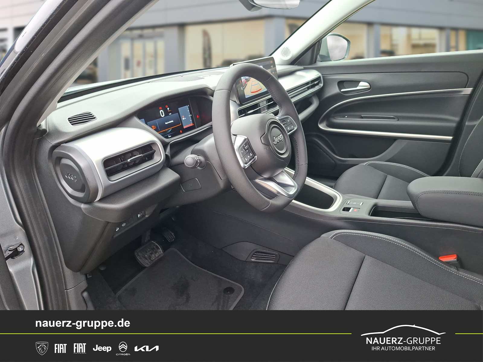 Fahrzeugabbildung Jeep AVENGER T3 e-Hybrid 1.2 Summit Mild-Hybrid