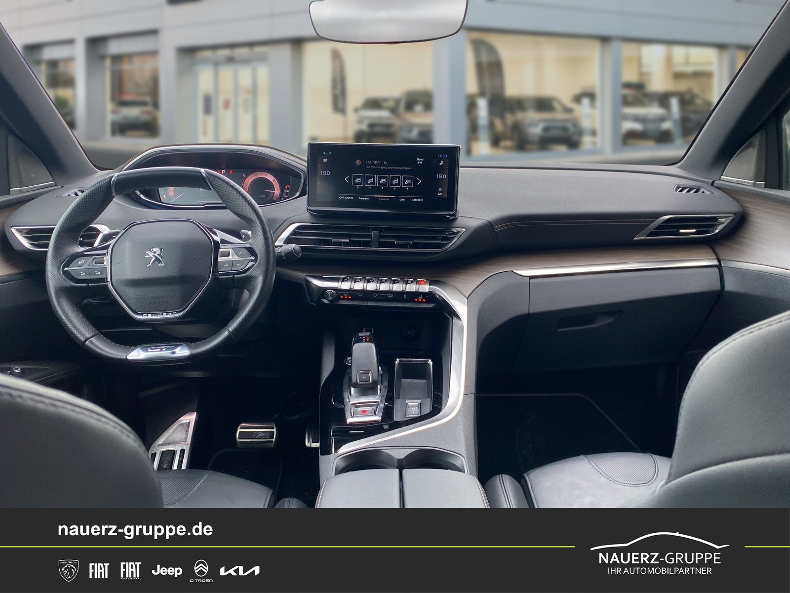 Fahrzeugabbildung Peugeot 5008 GT Pack 2.0 BlueHDI 180 NAVI SHZ Volleder