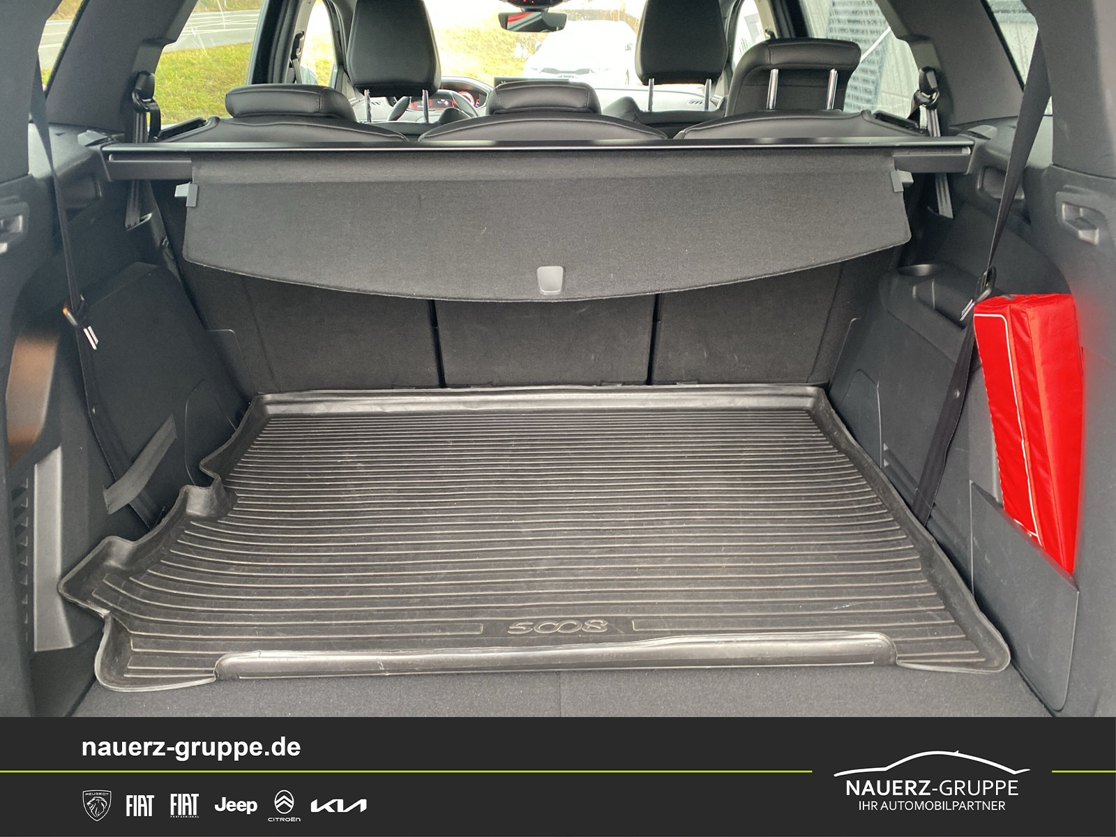 Fahrzeugabbildung Peugeot 5008 GT Pack 2.0 BlueHDI 180 NAVI SHZ Volleder