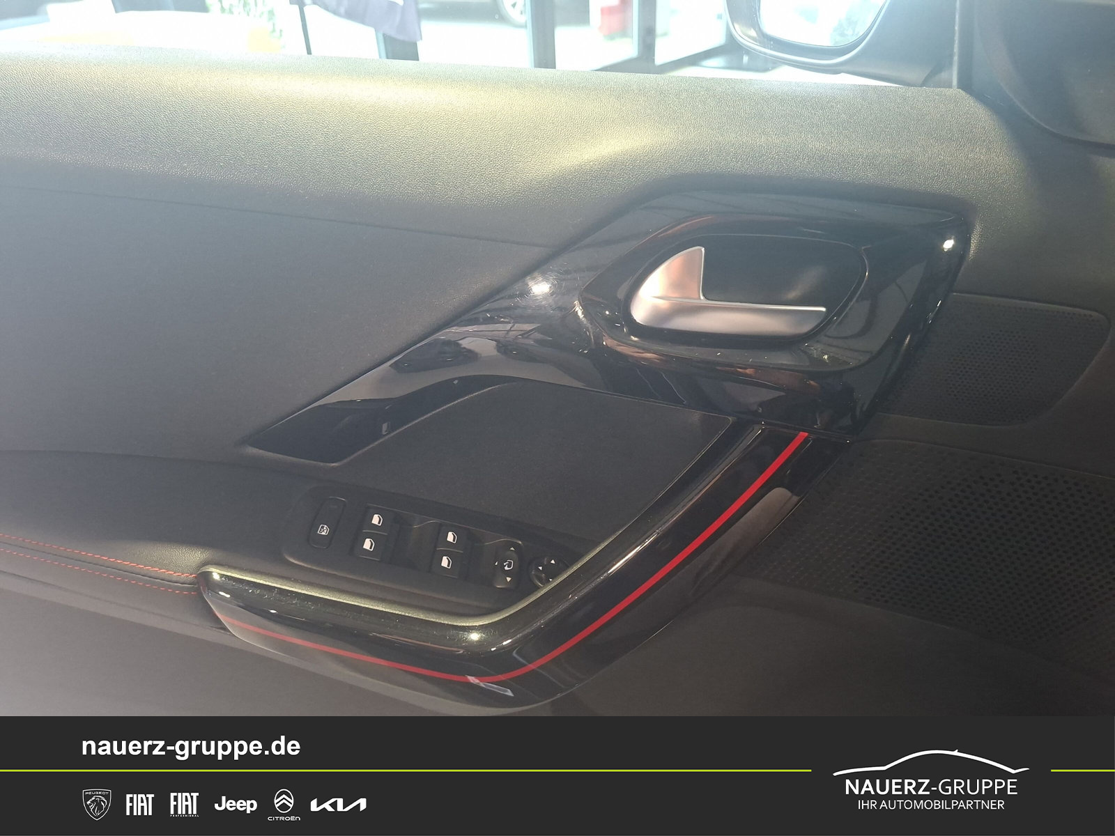 Fahrzeugabbildung Peugeot 2008 Allure Black Edition