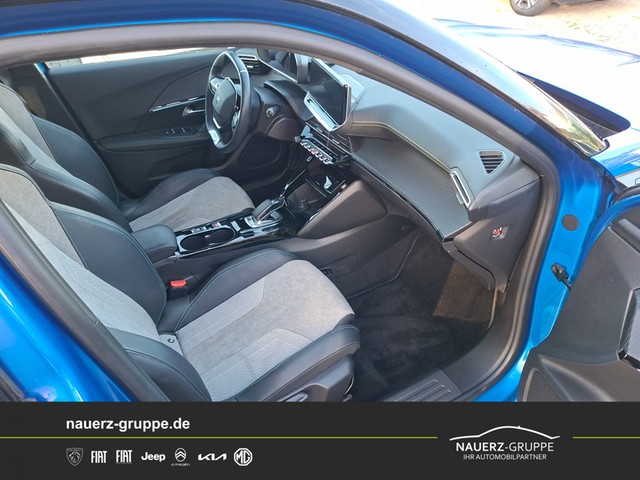 Fahrzeugabbildung Peugeot 2008 e- GT Pack 136