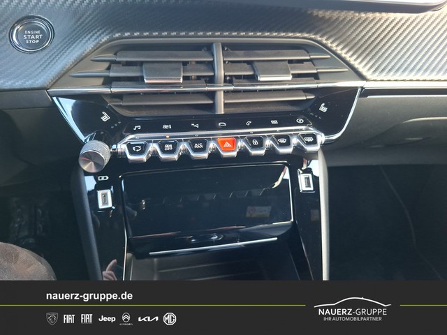 Fahrzeugabbildung Peugeot 2008 e- GT Pack 136