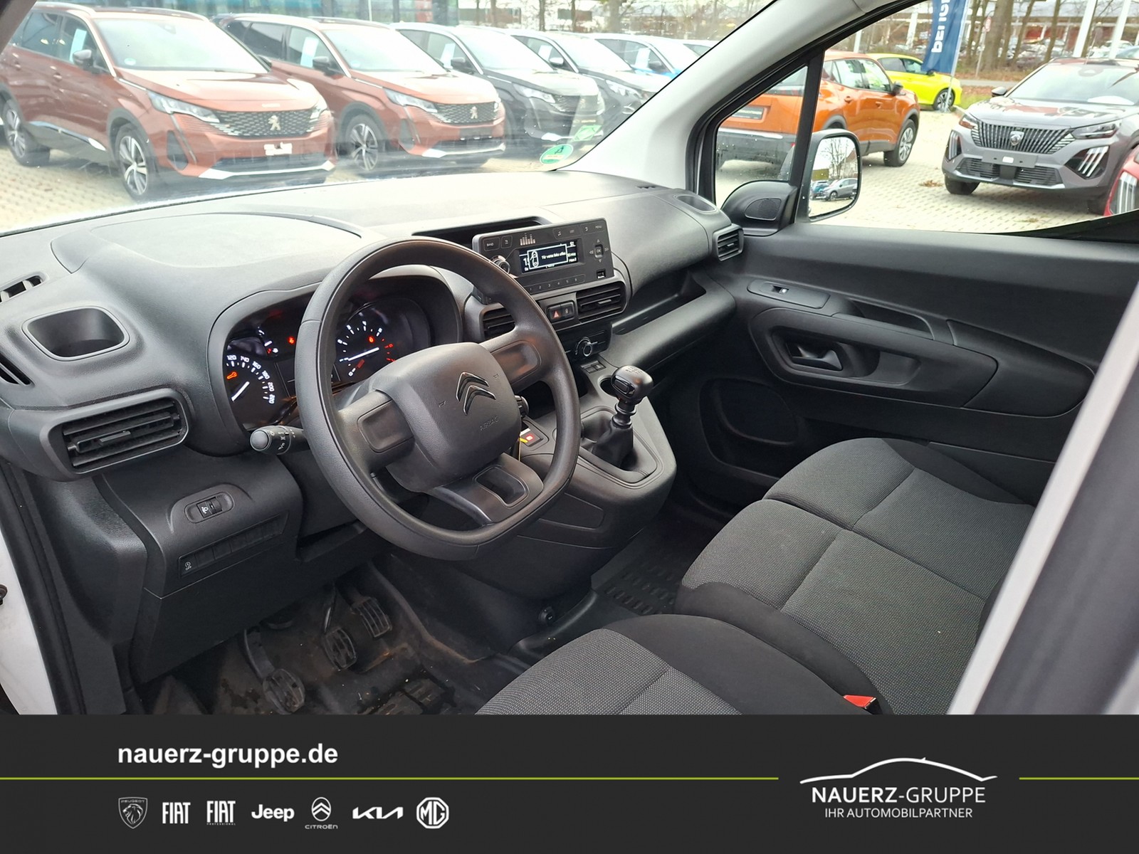 Fahrzeugabbildung Citroen Berlingo Kastenwagen Control M/L1
