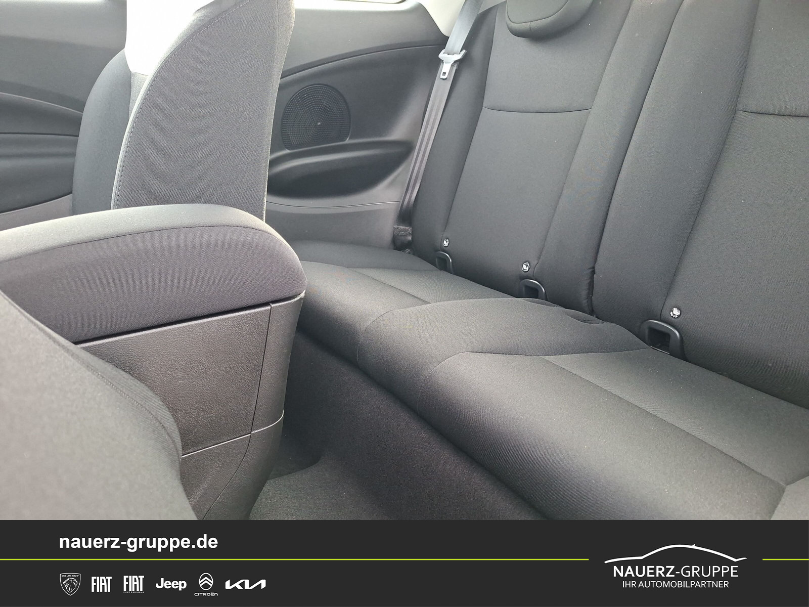 Fahrzeugabbildung Fiat 500 1.0 Hybrid FireFly 48 kW Icon