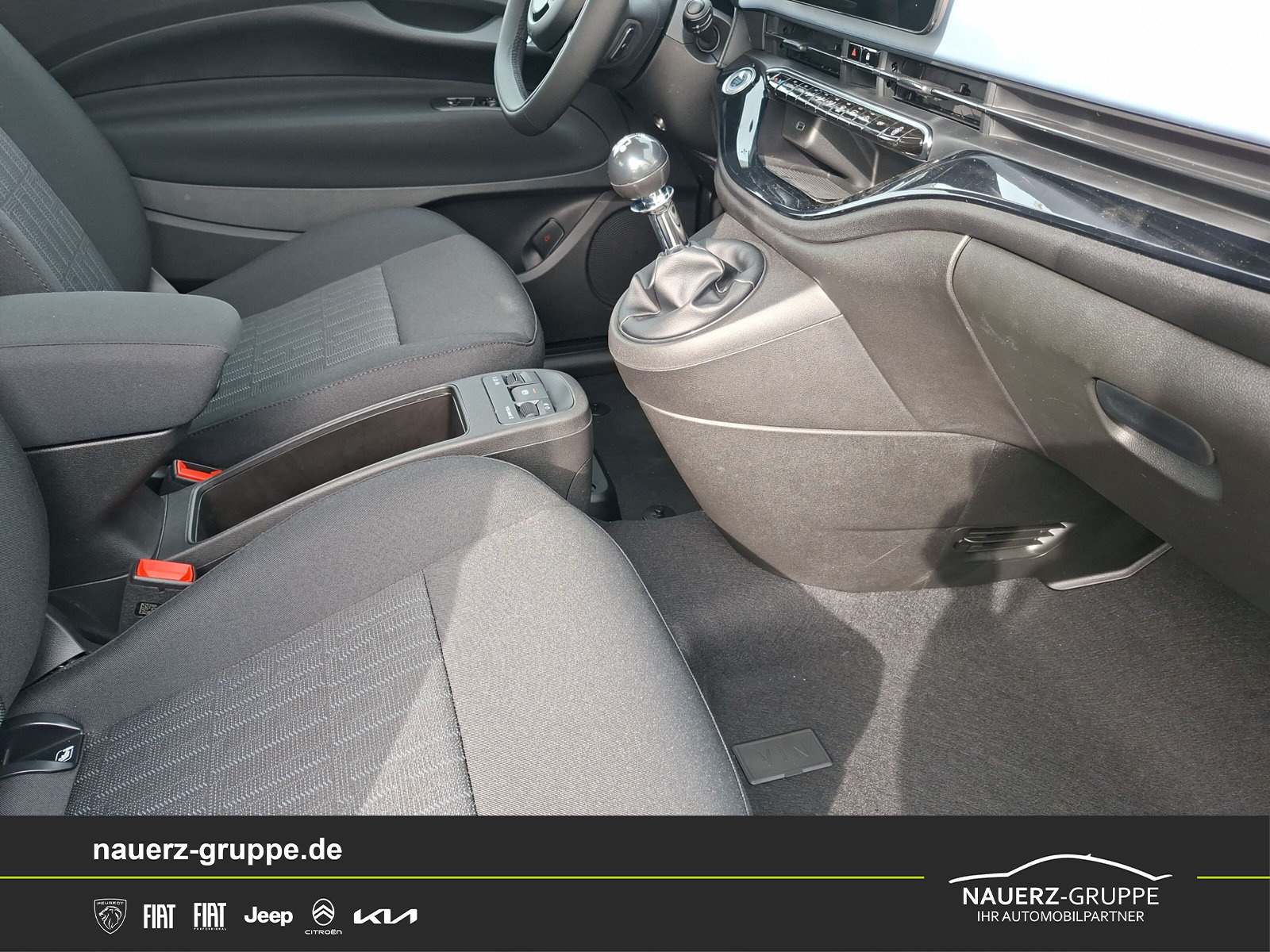 Fahrzeugabbildung Fiat 500 1.0 Hybrid FireFly 48 kW Icon