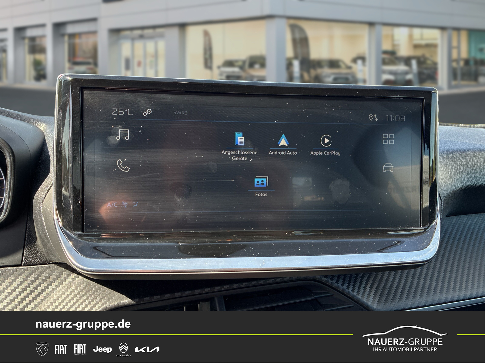 Fahrzeugabbildung Peugeot 208 Style PureTech 100