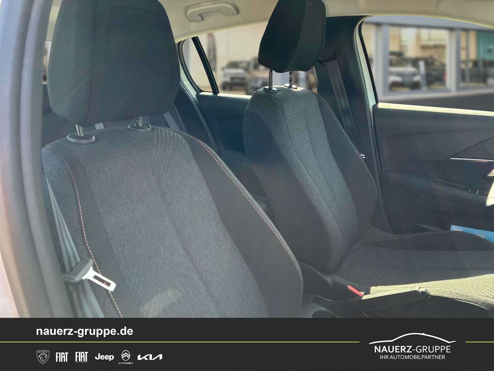 Fahrzeugabbildung Peugeot 208 Style PureTech 100