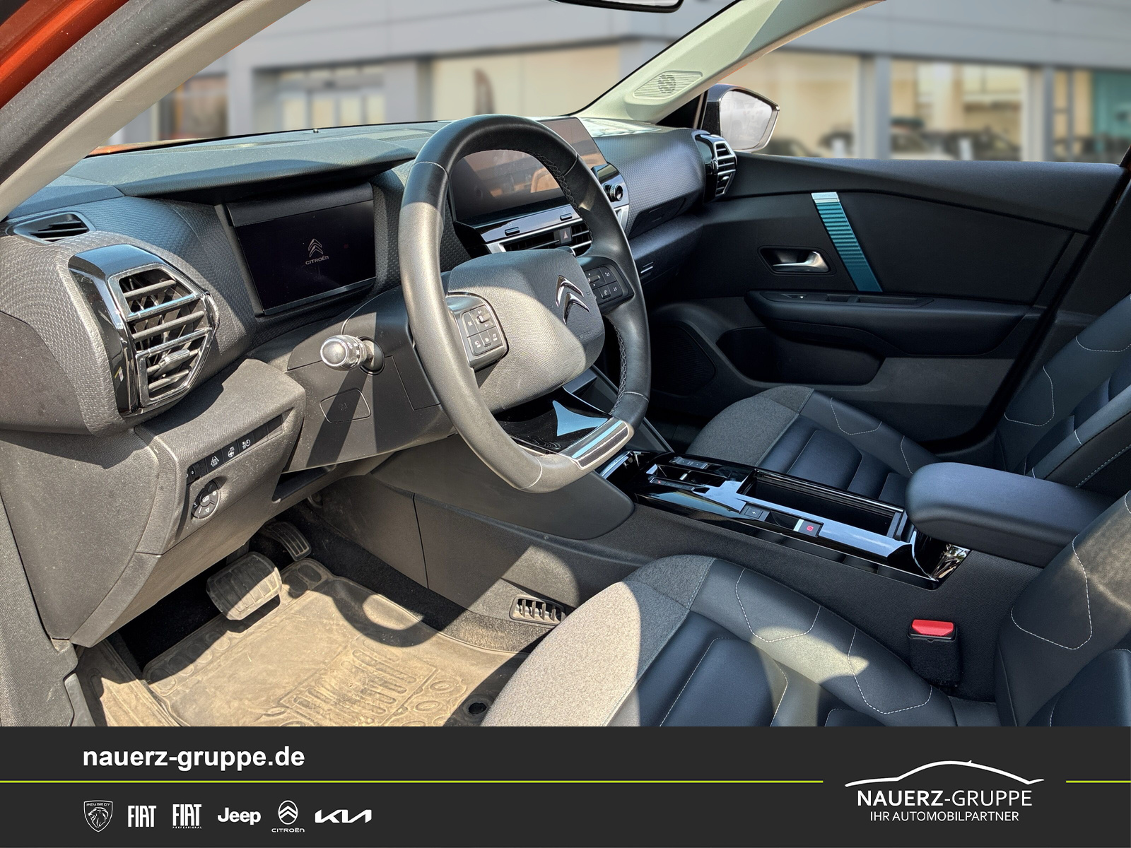 Fahrzeugabbildung Citroen C4 Lim. ë- Shine 136