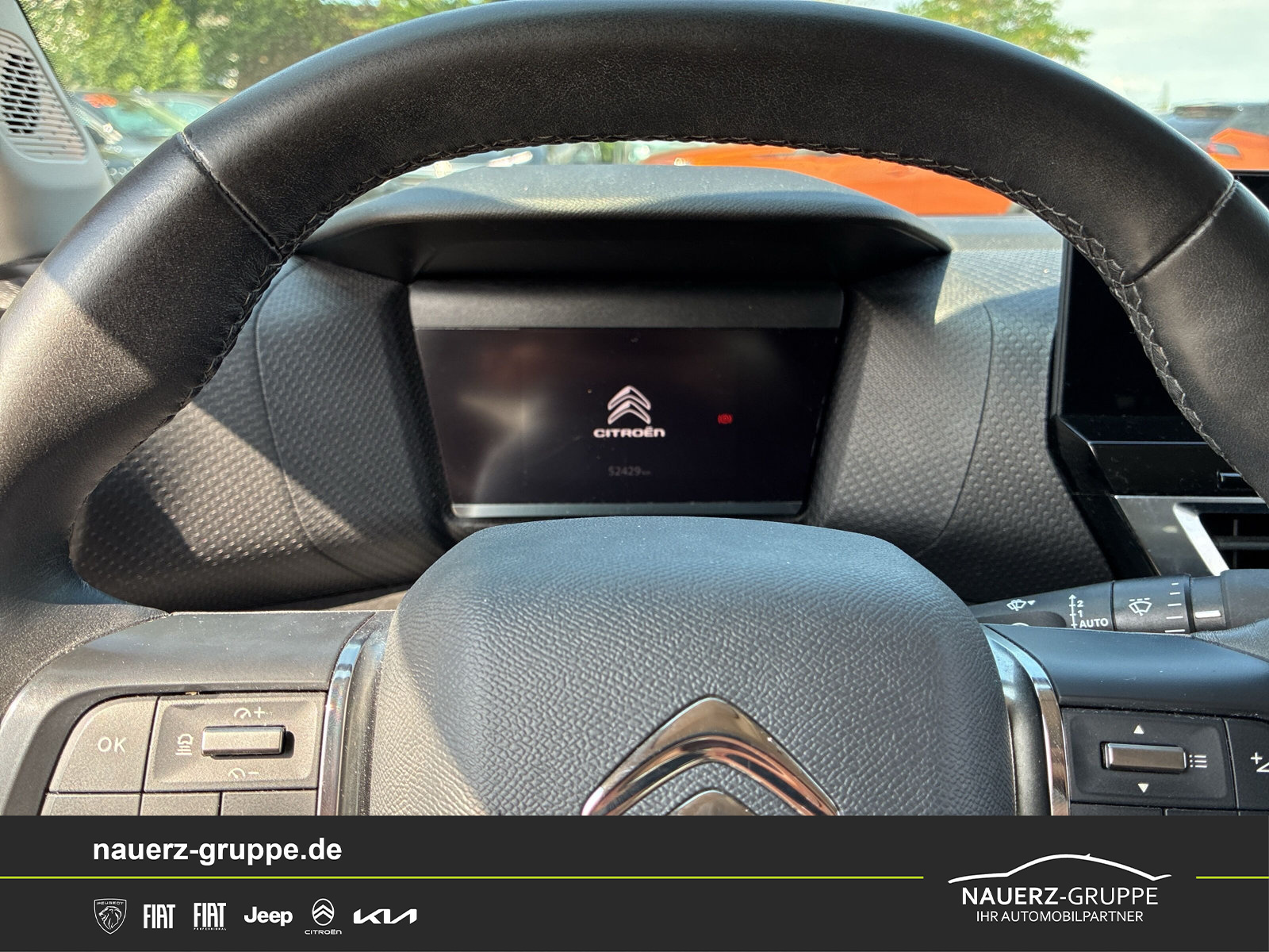 Fahrzeugabbildung Citroen C4 Lim. ë- Shine 136