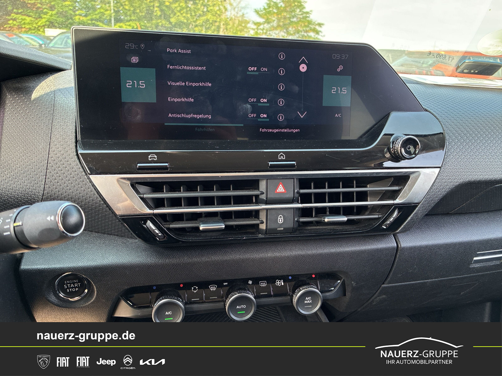 Fahrzeugabbildung Citroen C4 Lim. ë- Shine 136