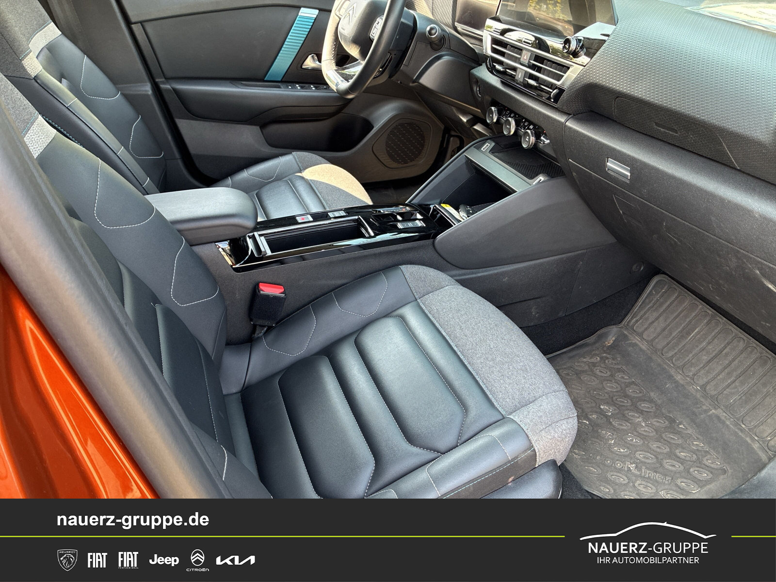 Fahrzeugabbildung Citroen C4 Lim. ë- Shine 136