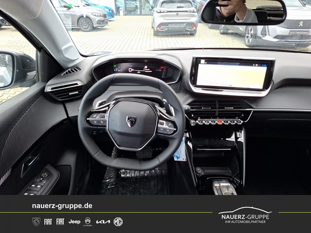 Fahrzeugabbildung Peugeot 208 Allure Hybrid 110 e-DCS6