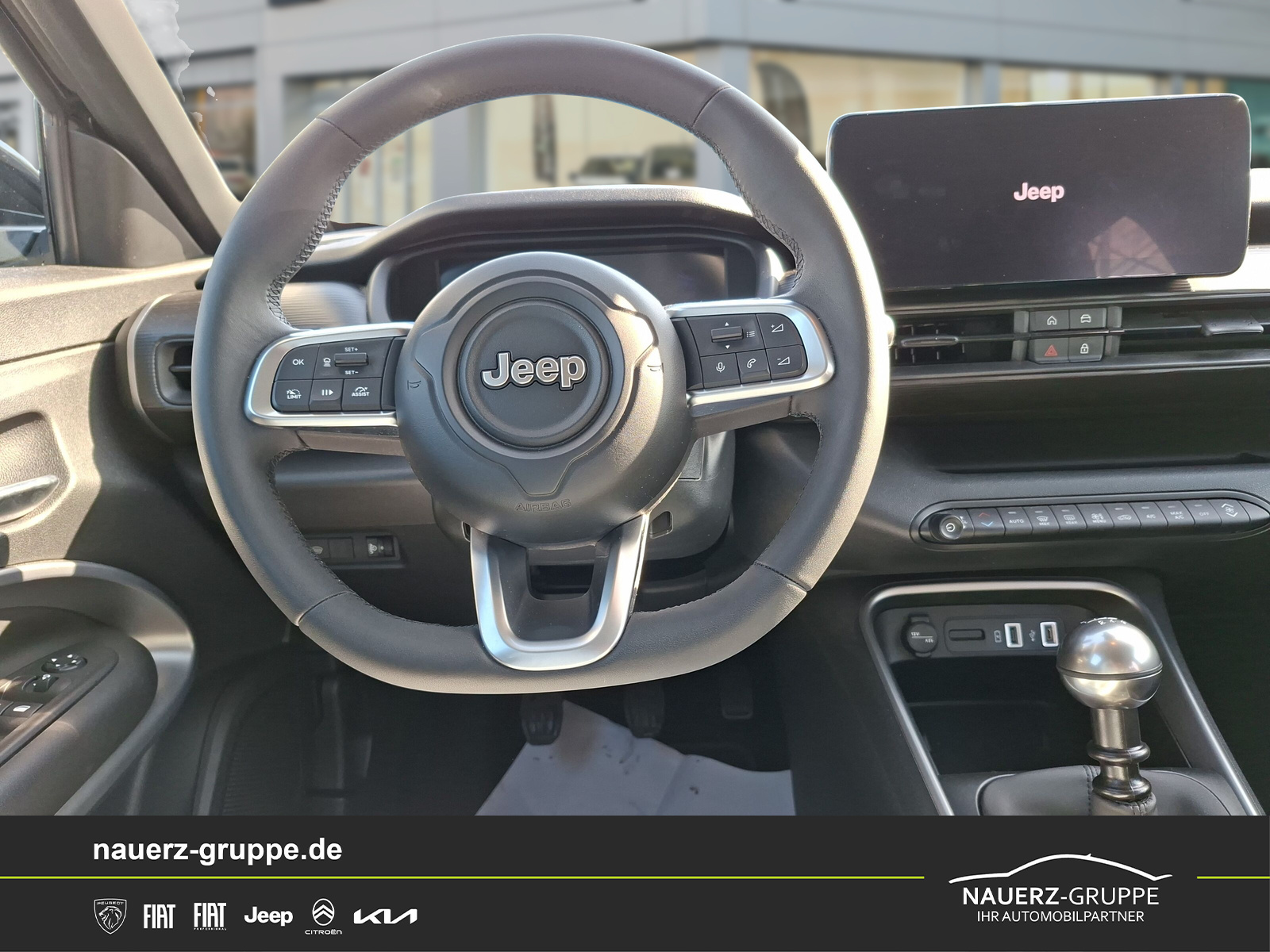 Fahrzeugabbildung Jeep Avenger Altitude 100