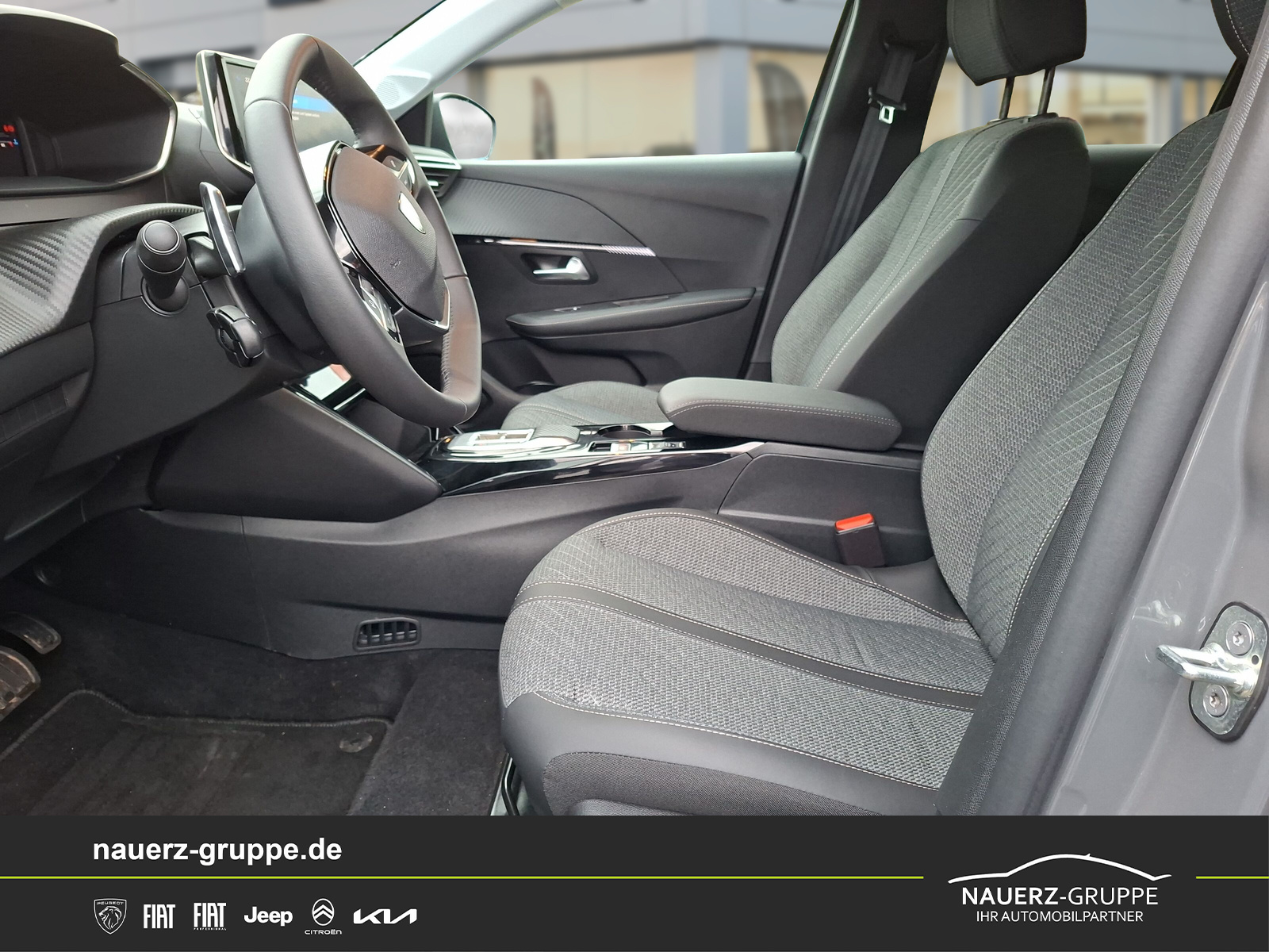 Fahrzeugabbildung Peugeot 208 Hybrid 100 Allure