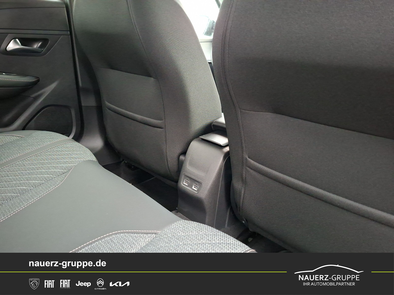 Fahrzeugabbildung Peugeot 208 Hybrid 100 Allure