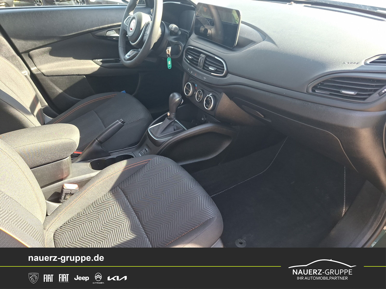 Fahrzeugabbildung Fiat TIPO T4 Hybrid 1.5 Garmin Kombi