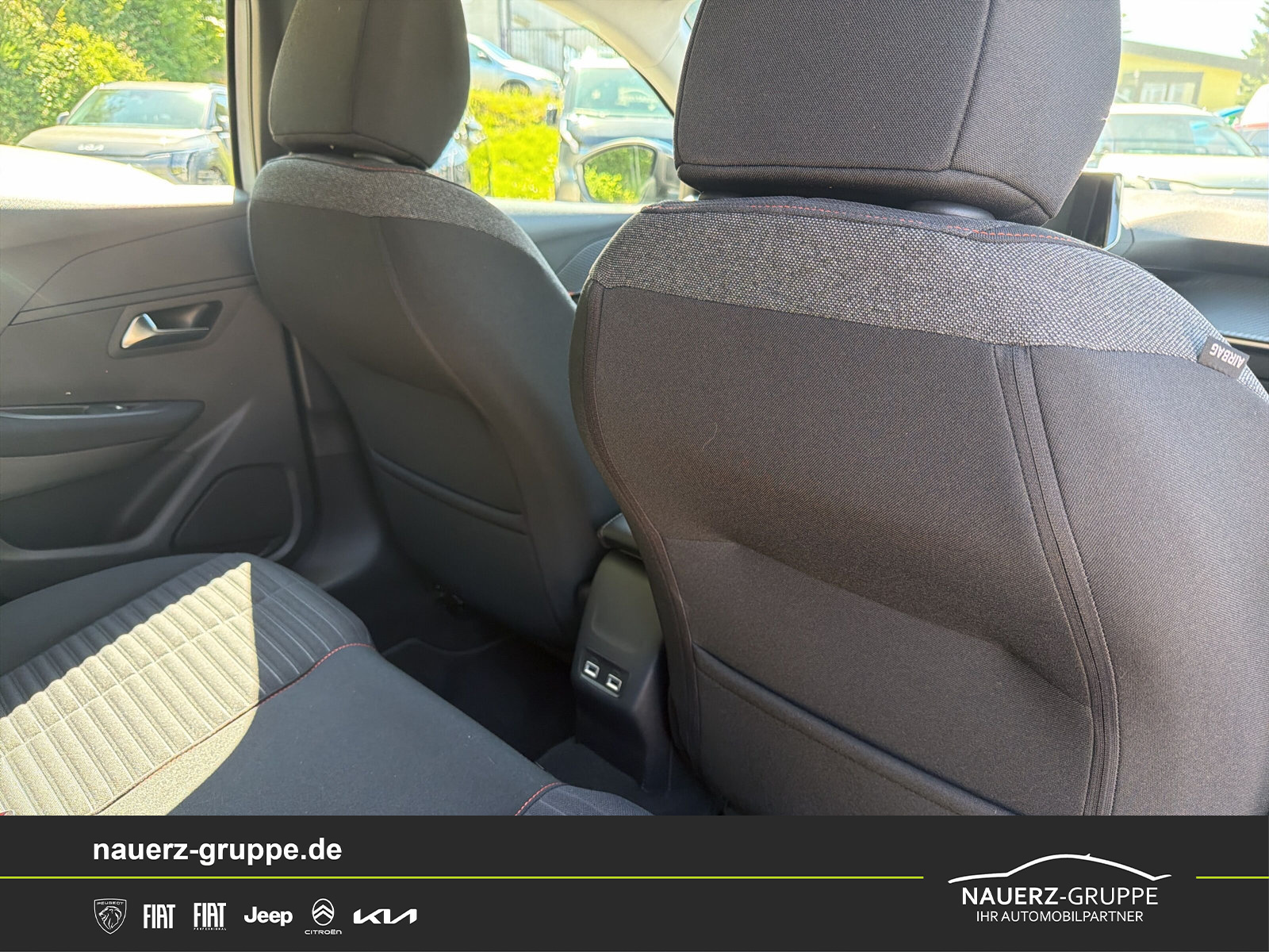 Fahrzeugabbildung Peugeot 208 Active Pack 100 EAT8