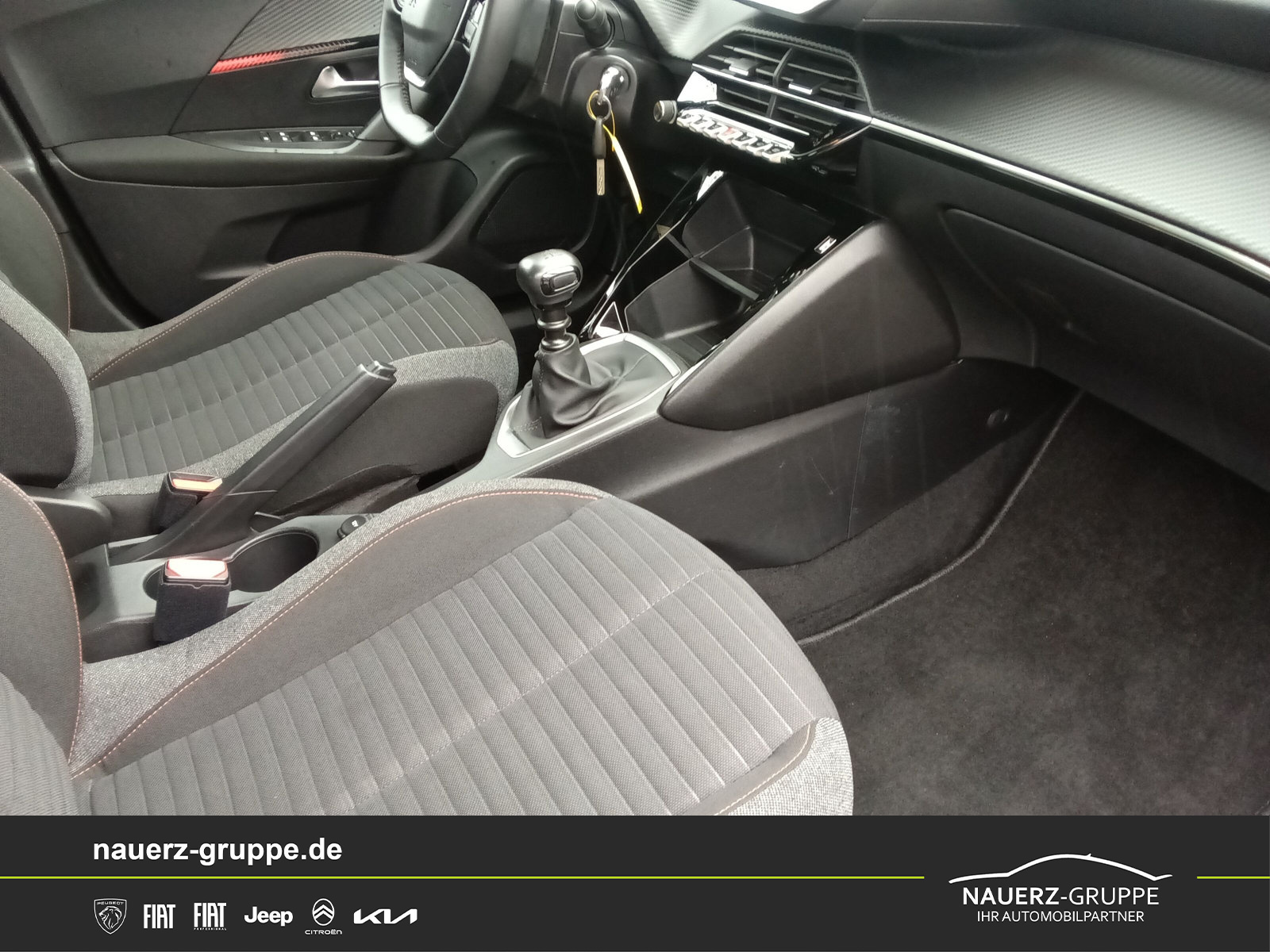 Fahrzeugabbildung Peugeot 2008 Active PureTech 100