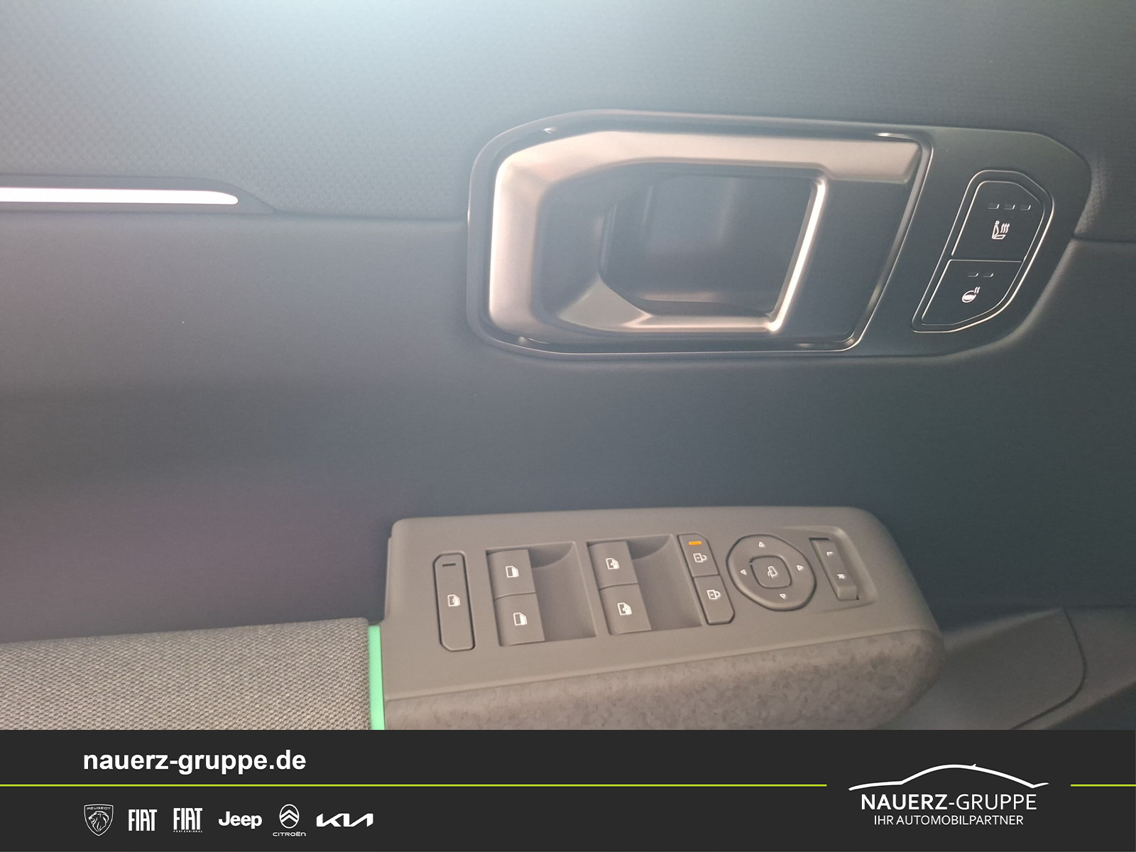 Fahrzeugabbildung Kia EV4 150 kW Earth SONDERAKTION - mit KI generiert/bearbeitet