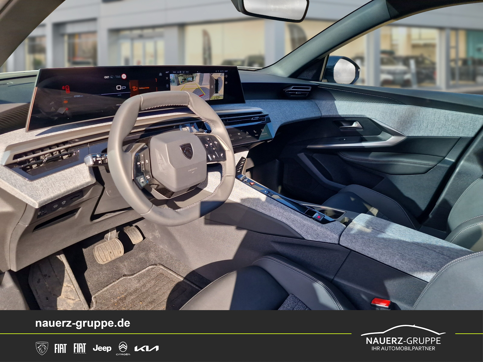 Fahrzeugabbildung Peugeot 5008 Allure Hybrid 145 e-DCS6