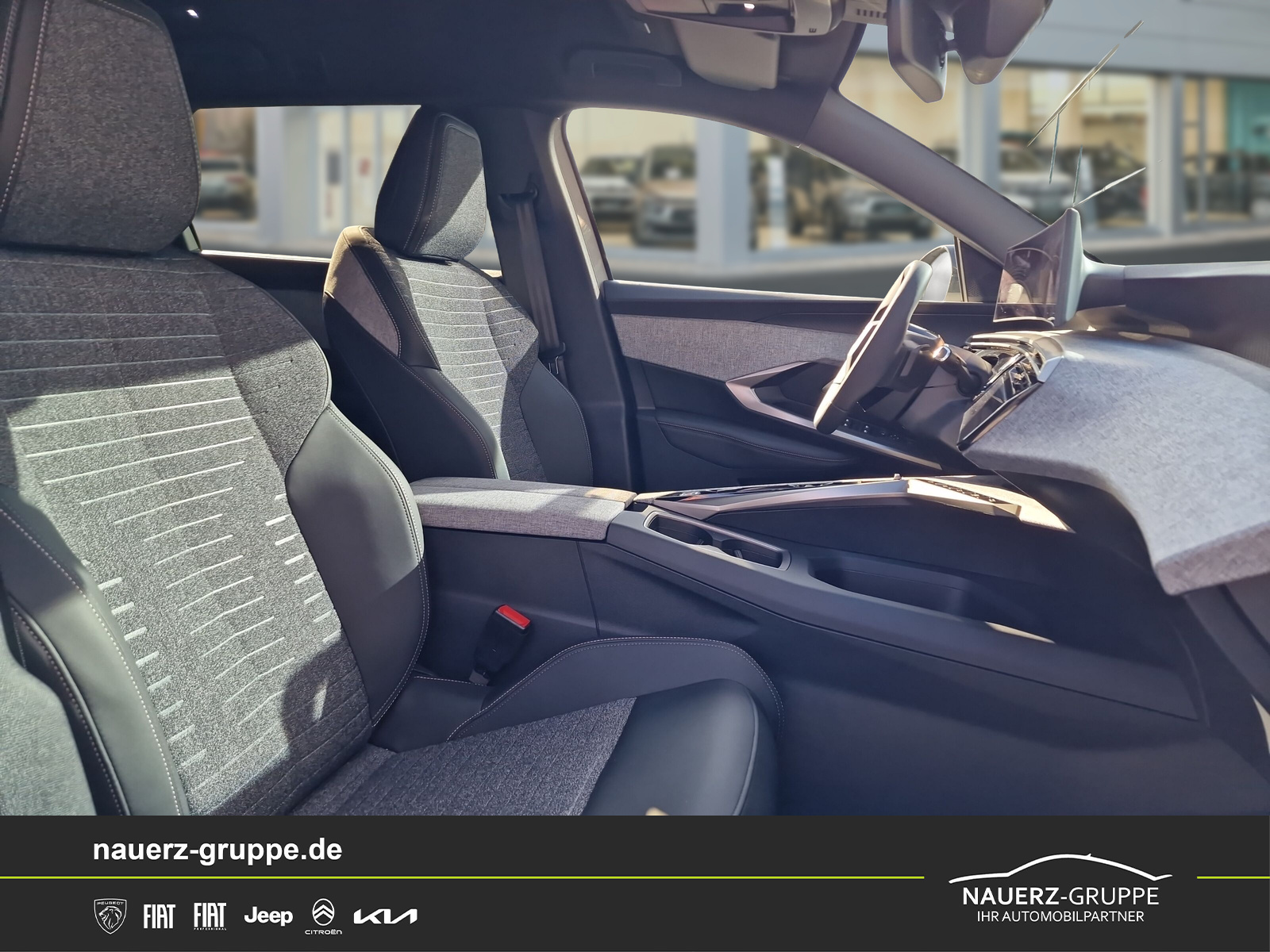 Fahrzeugabbildung Peugeot 5008 Allure Hybrid 145 e-DCS6