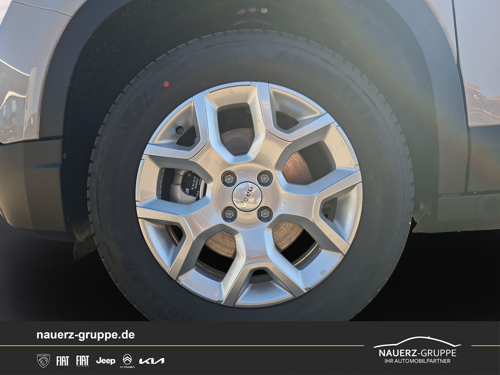 Fahrzeugabbildung Jeep Avenger e-Hybrid Altitude Mild-Hybrid