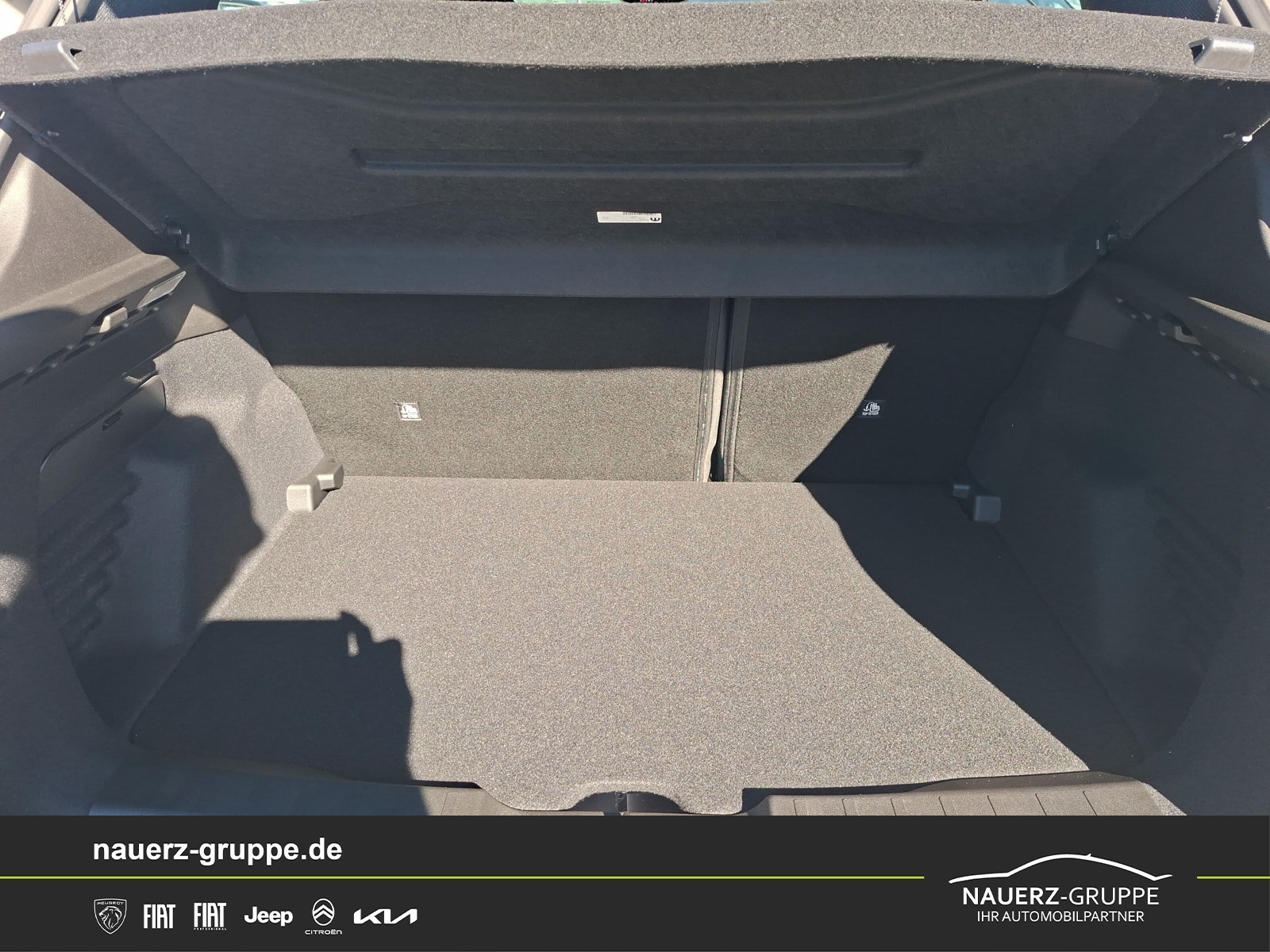 Fahrzeugabbildung Jeep Avenger e-Hybrid Altitude Mild-Hybrid