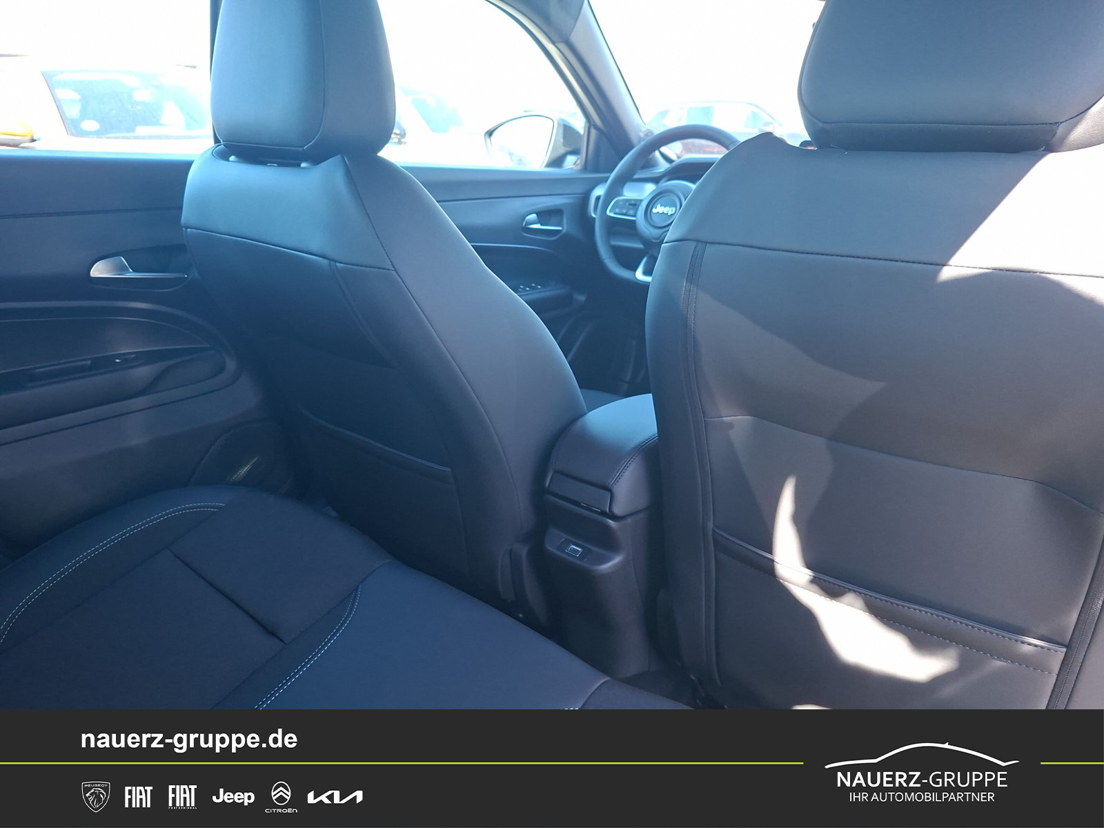 Fahrzeugabbildung Jeep Avenger e-Hybrid Altitude Mild-Hybrid