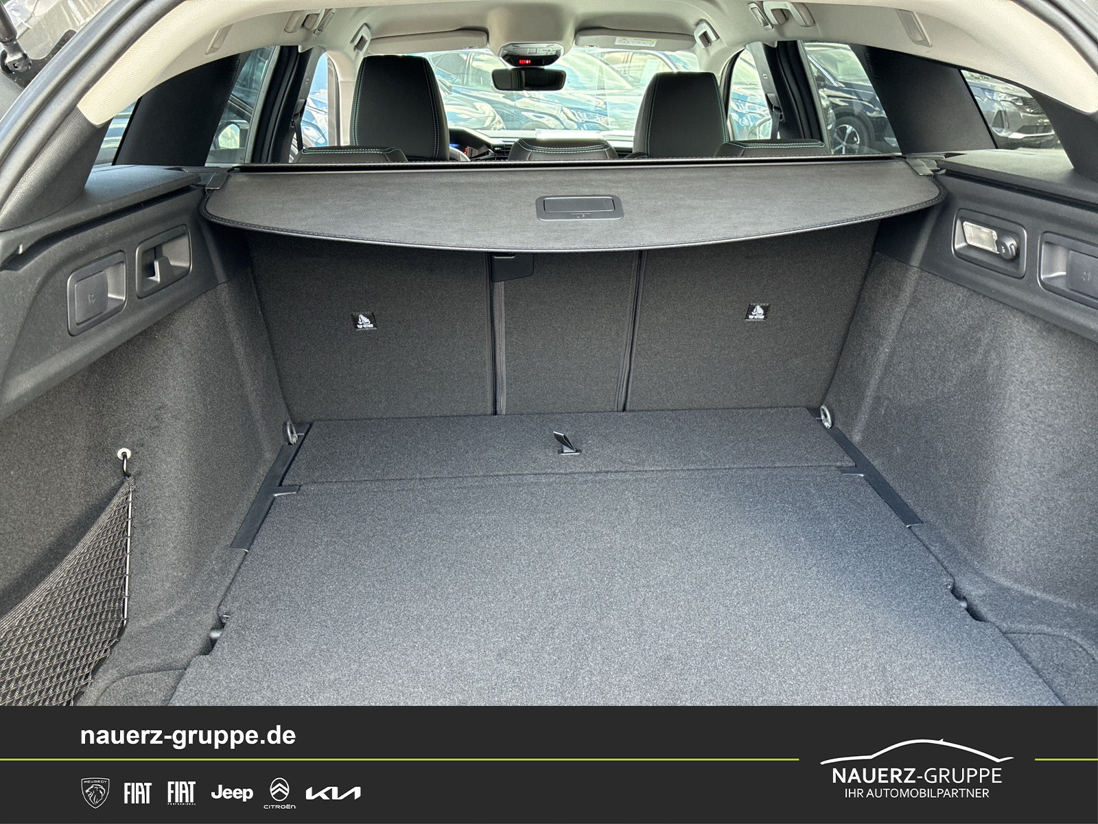 Fahrzeugabbildung Peugeot 308 SW Allure HDI130 EAT8