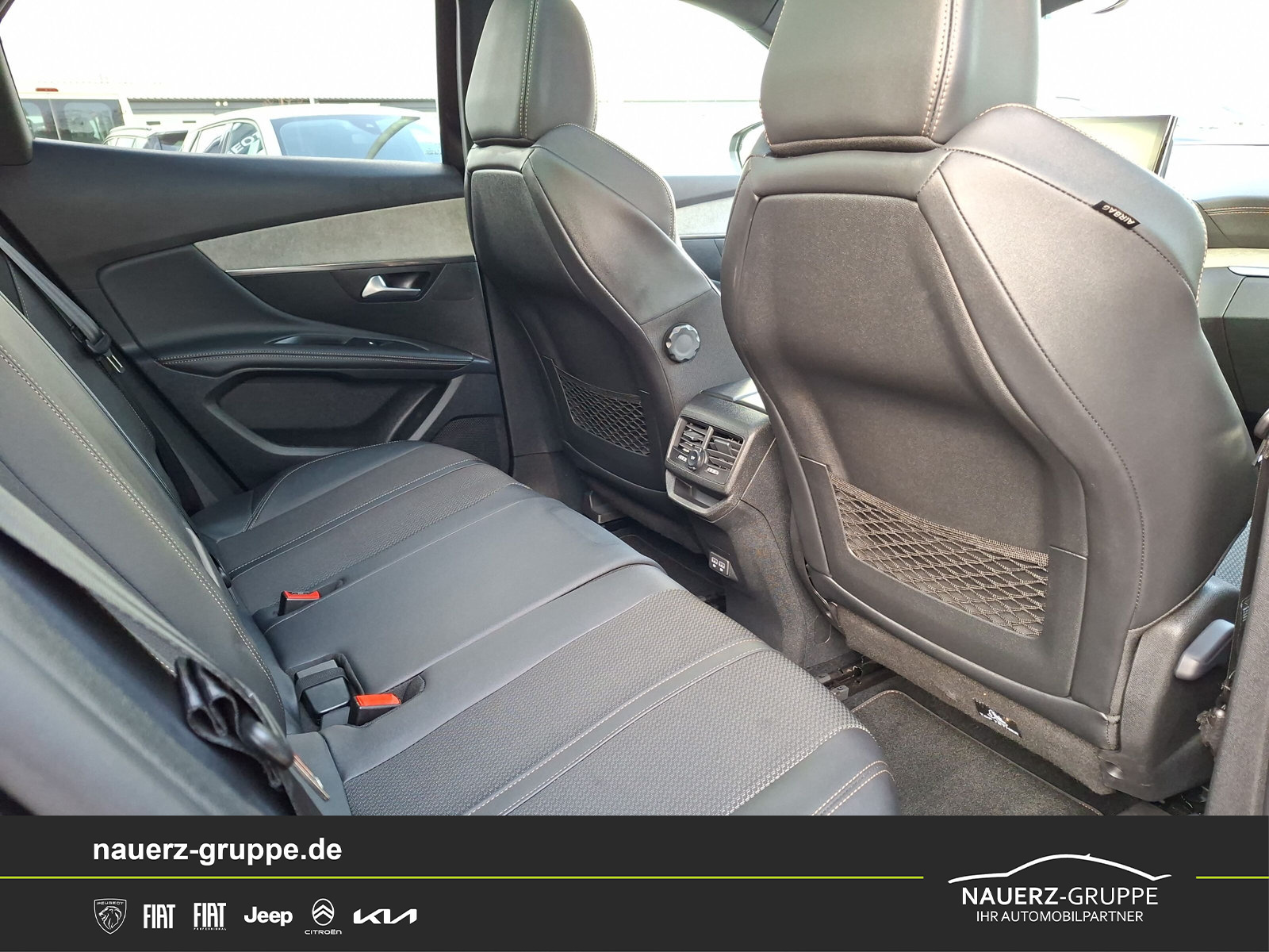 Fahrzeugabbildung Peugeot 3008 GT 130 HDi EAT8