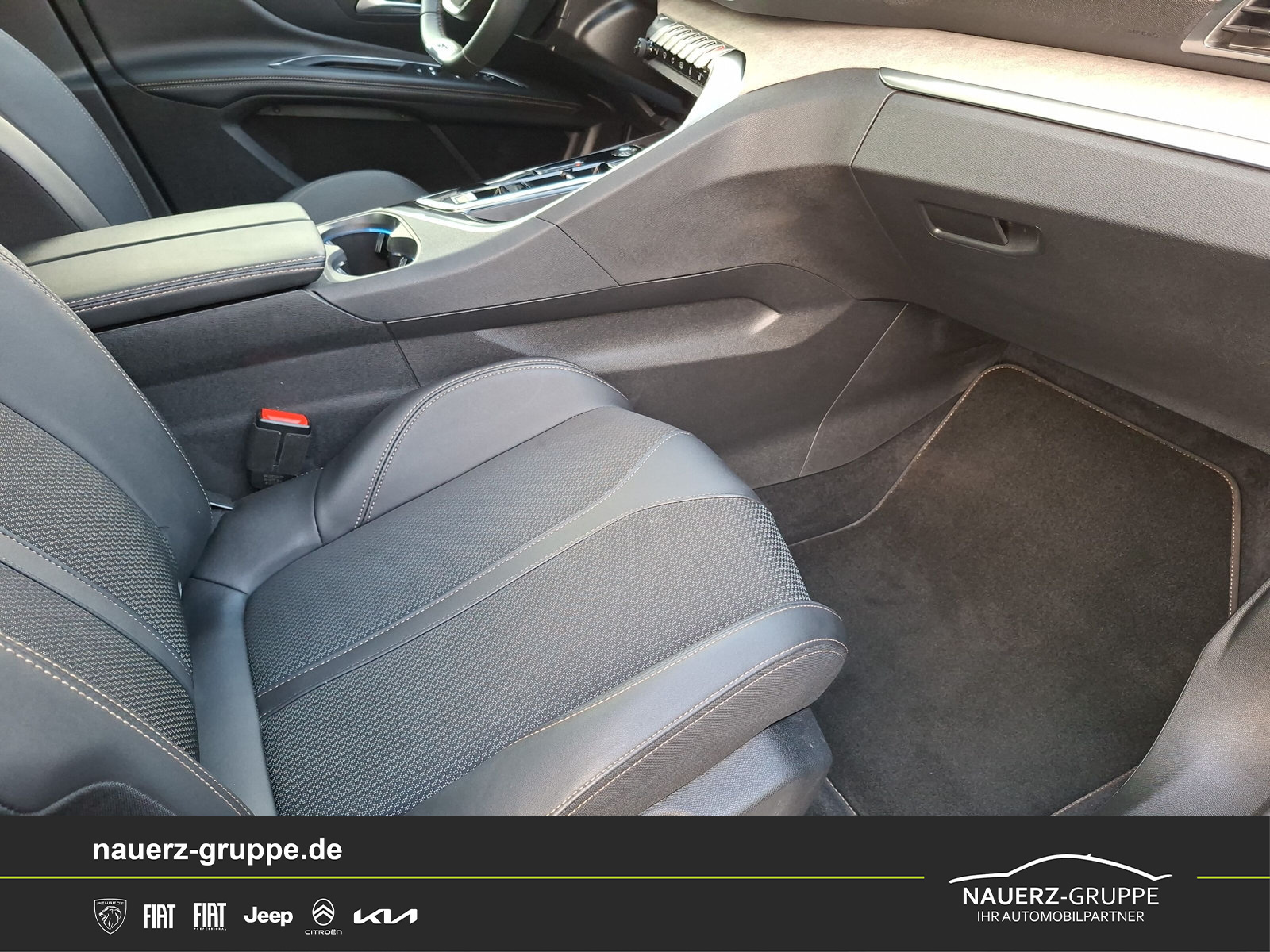 Fahrzeugabbildung Peugeot 3008 GT 130 HDi EAT8