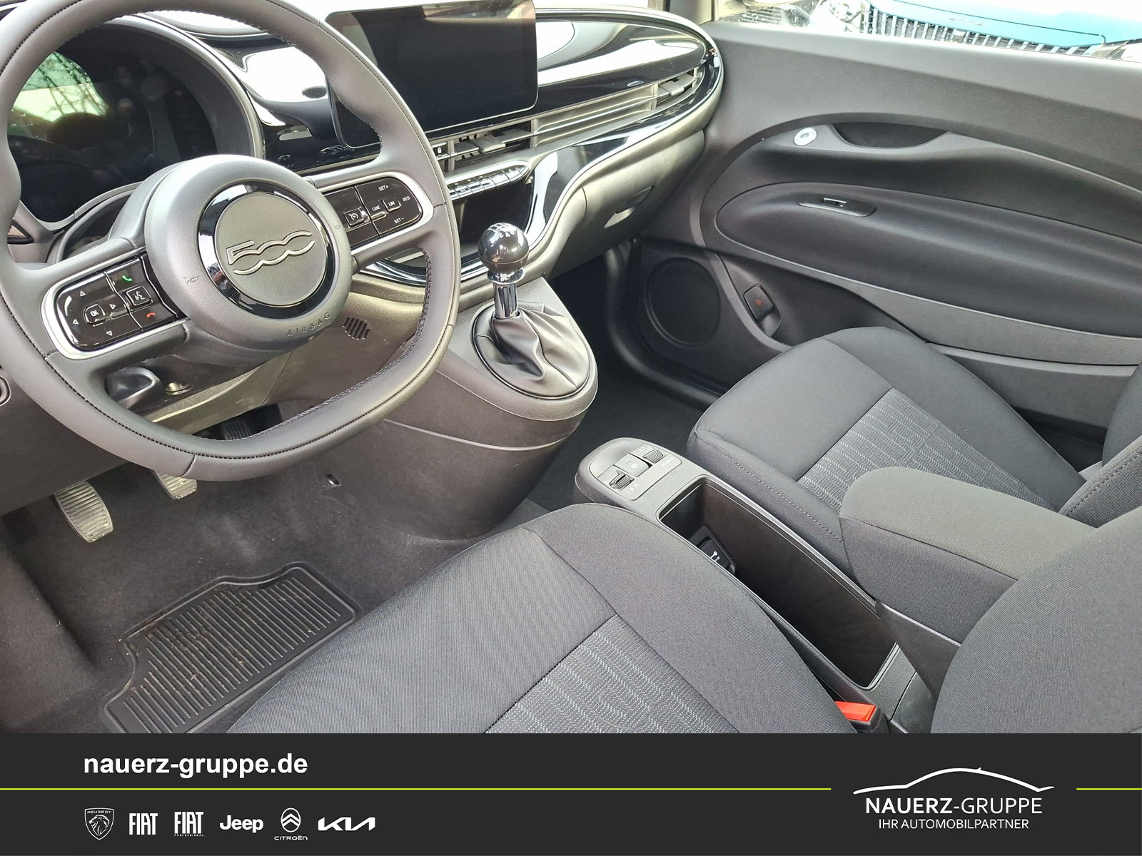 Fahrzeugabbildung Fiat 500 1.0 Hybrid FireFly 48 kW Icon