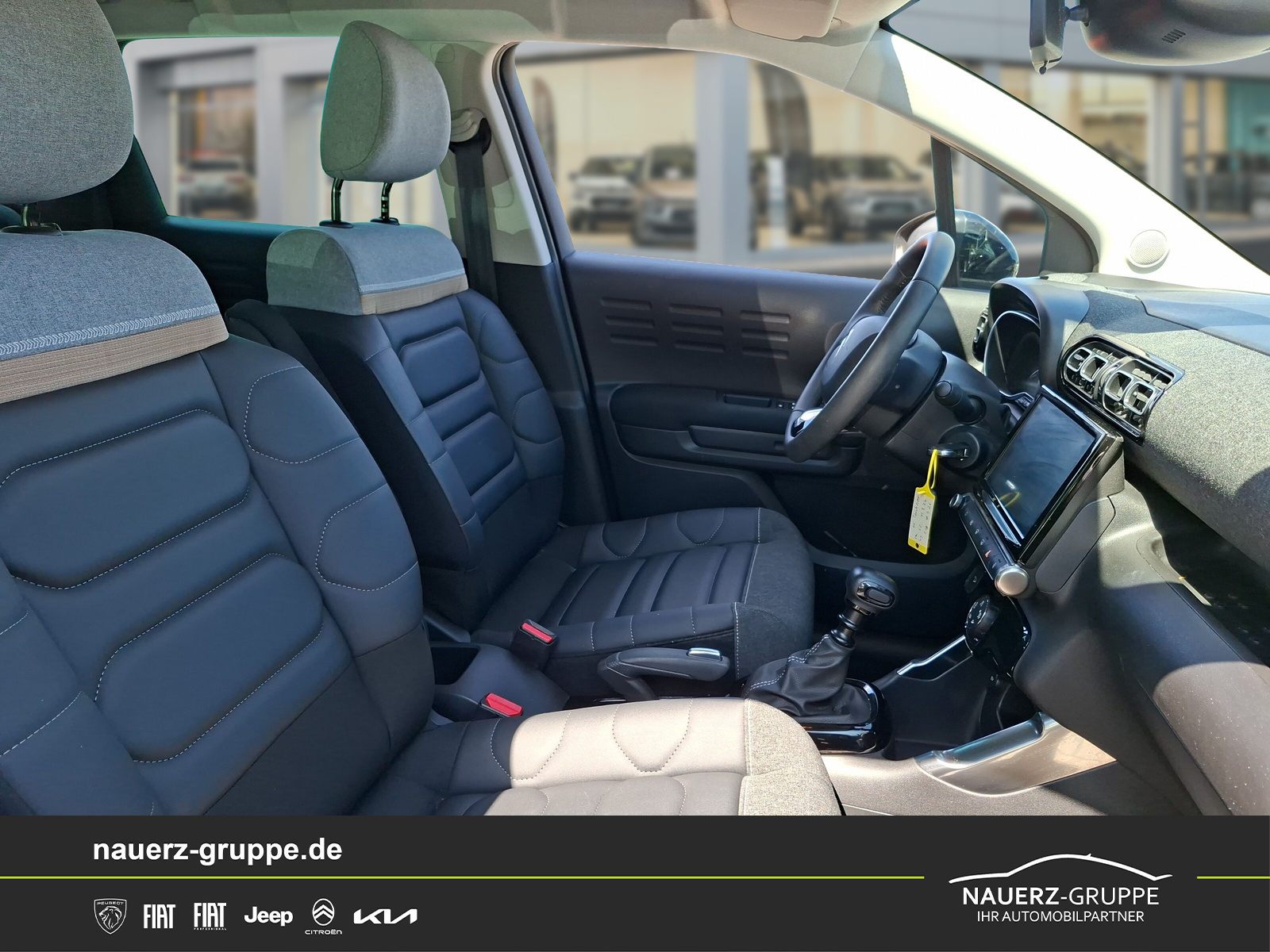 Fahrzeugabbildung Citroen C3 Aircross Plus PureTech 110