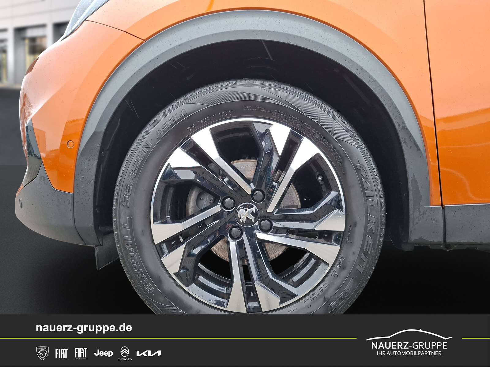 Fahrzeugabbildung Peugeot 2008 GT PureTech 130