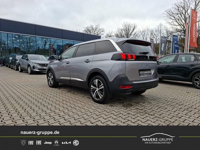 Fahrzeugabbildung Peugeot 5008 Allure Pack